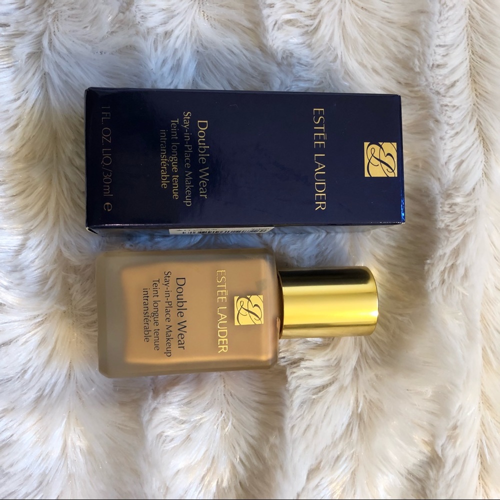 Estée Lauder double wear foundation new